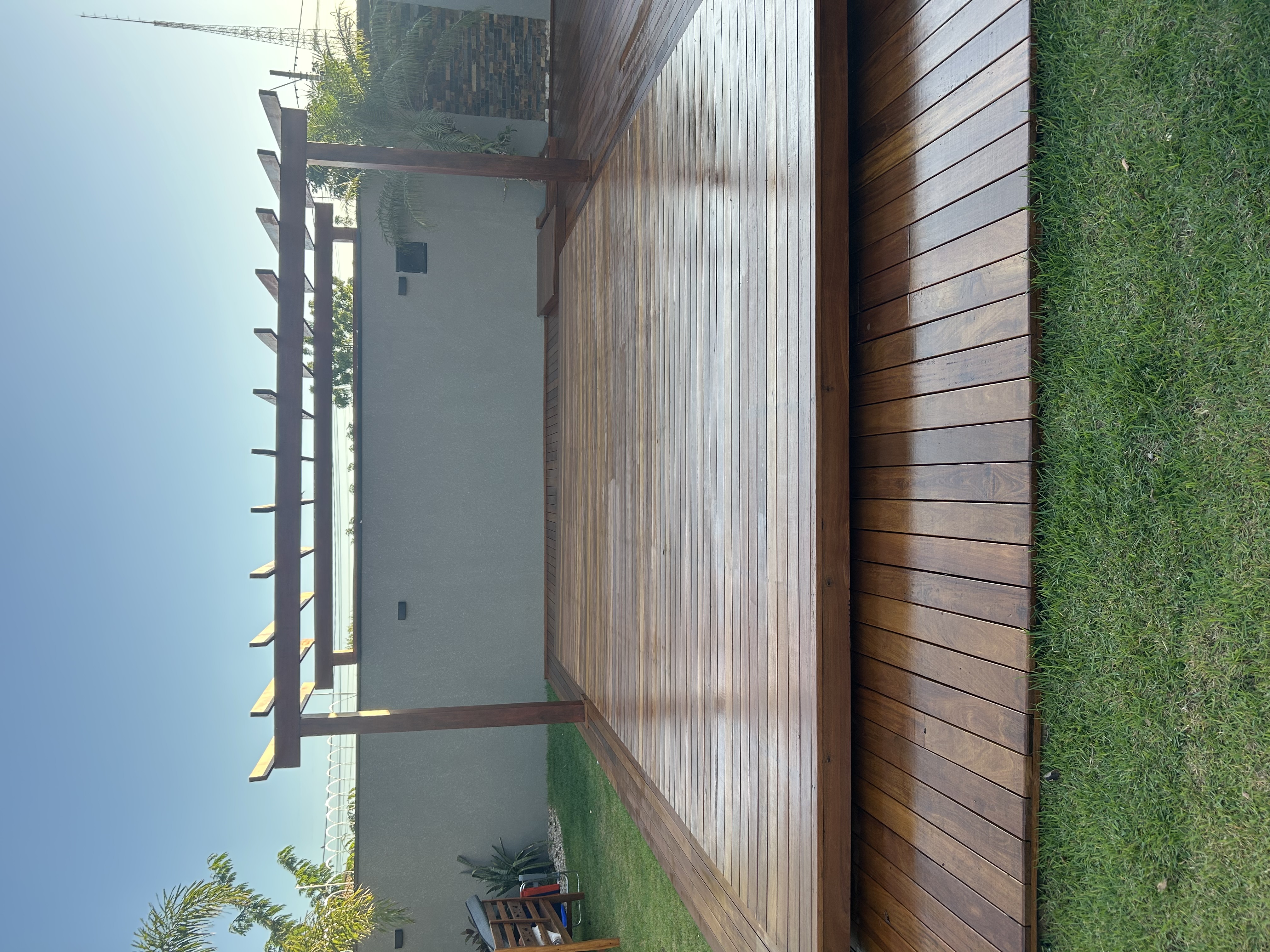 Estrutura para spa em madeira